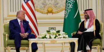 امریکا او سعودي عربستان د سولهییز اټومي همکاریو هوکړه لاسلیک کړه