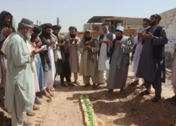 فراه؛ د ۳۵ میلیونه افغانیو په لګښت د ۱۳ سړکونو د رغولو چارې پیل شوې