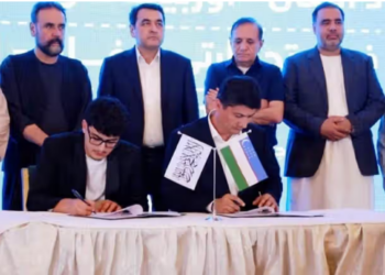 افغانستان او ازبکستان د ۲۰۰ میلیونه ډالرو سوداګریز تړونونه لاسلیک کړل