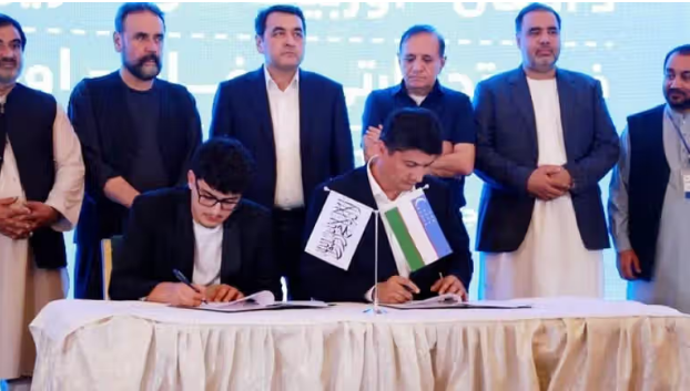افغانستان او ازبکستان د ۲۰۰ میلیونه ډالرو سوداګریز تړونونه لاسلیک کړل