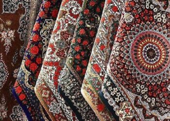 افغانستان کې هره میاشت نږدې ۱۰ زره مربع متره غالۍ تولیدیږي