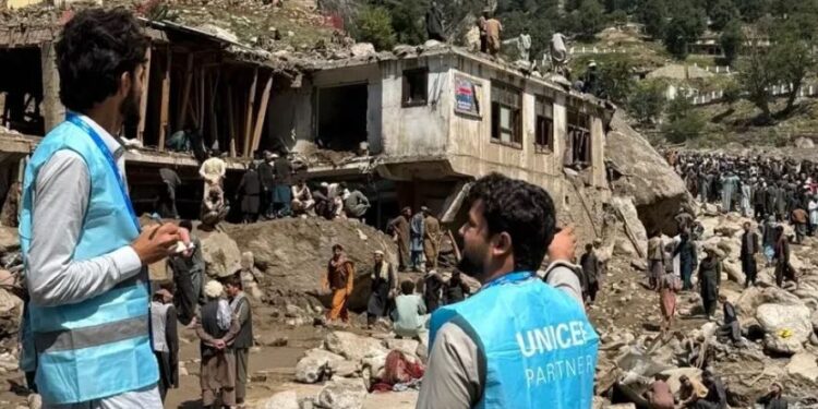 یونیسف؛ په نورستان کې سېلابځپلو ته د بېړنیو مرستو رسولو خبر ورکړی