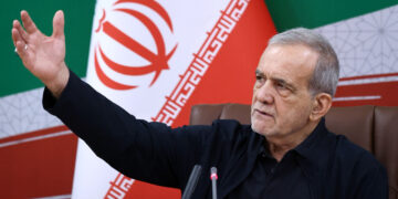 پزشکیان: د جګړې په اړه د مشرتابه هره پرېکړه به ومنو