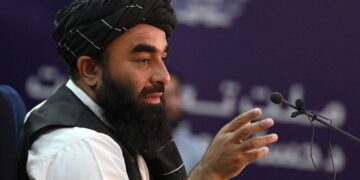 مجاهد: د افغانستان او پاکستان د ستونزې د حل لپاره د چین هڅې ستایو