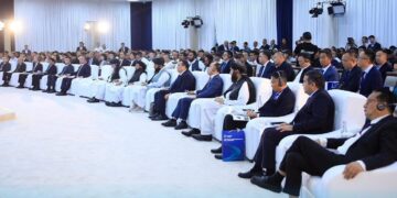 افغانستان، ازبکستان او چین د اقتصادي همکاریو پر پراختیا خبرې کړې