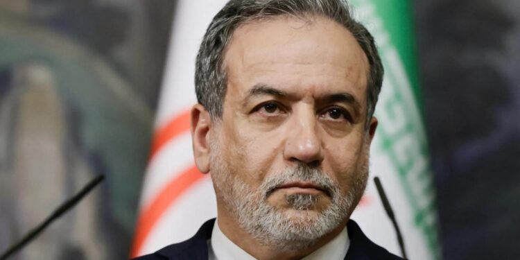 عراقچي: د جګړې پرمهال به د امریکا اهداف او ځواکونه په نښه شي