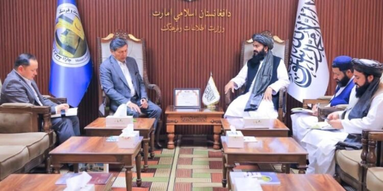 افغان او ازبکستاني لوري د ګډ فرهنګي میراث پر ساتنه خبرې کړې