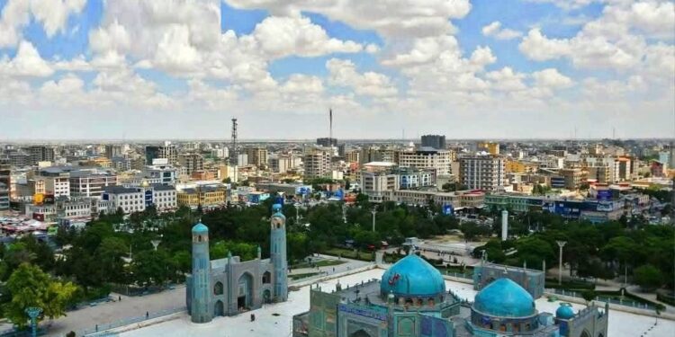 په مزارشریف کې د روضې شریفې د بیارغونې چارې پیل شوې