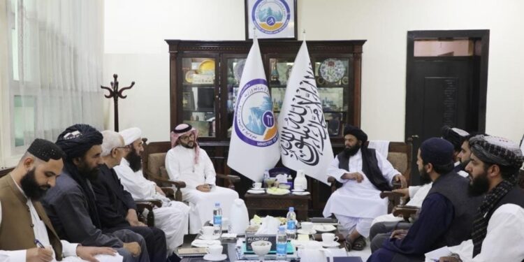 افغانستان او سعودي عربستان؛ د نفت او ګازو په برخه کې د پانګونې پر فرصتونو خبرې شوې