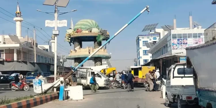 فراه؛ د نږدې ۲ میلیارد افغانیو په لګښت ۶۱ پرمختیايي پروژې پلې شوې