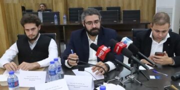 روسي سوداګر: د رېل له لارې روسیې ته د افغان تازه مېوو د صادراتو هڅه کوو