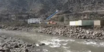 کونړ کې د مناګي برېښنا بند بیارغول کېږي
