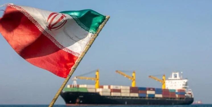 ایران؛ هرمز تنګي ته څېرمه پر ۱۰ بېړیو د برید خبر ورکړی